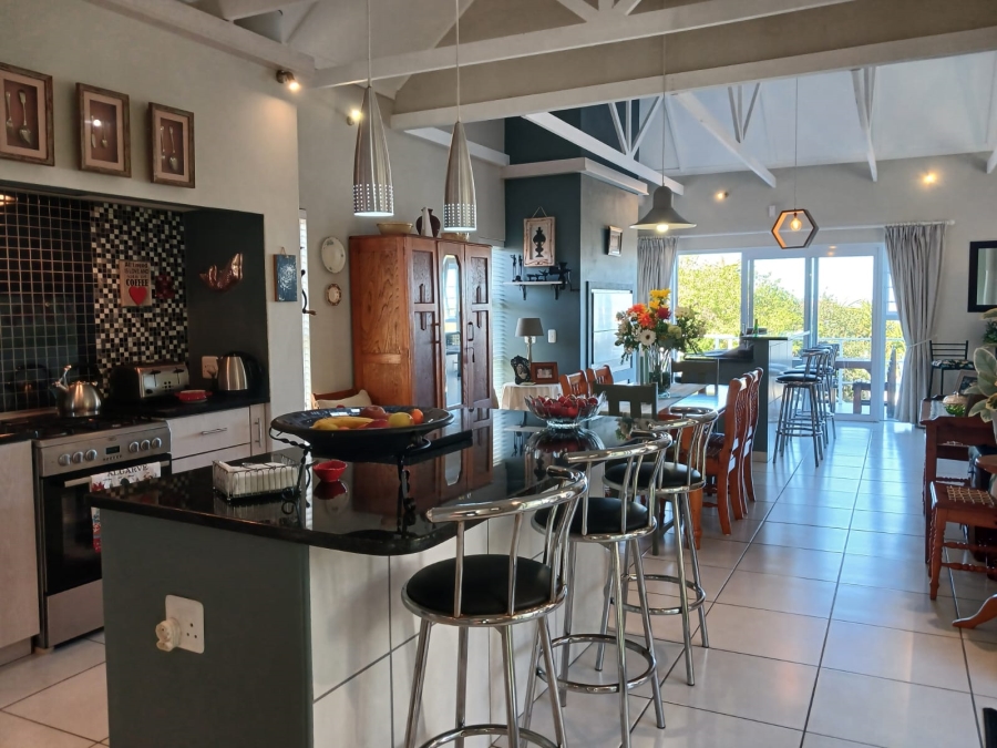 3 Bedroom Property for Sale in Stilbaai Wes Western Cape